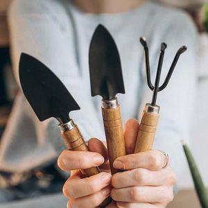 Recomiend.app wave left